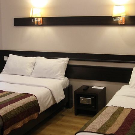 Iar Hotel Батуми Экстерьер фото