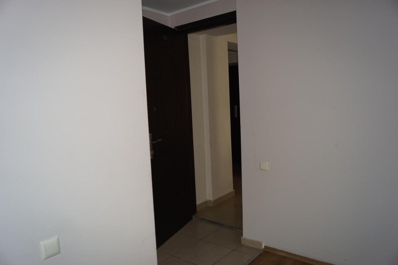 Iar Hotel Батуми Экстерьер фото