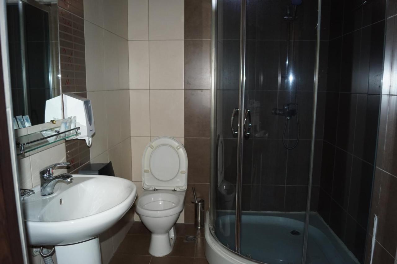 Iar Hotel Батуми Экстерьер фото