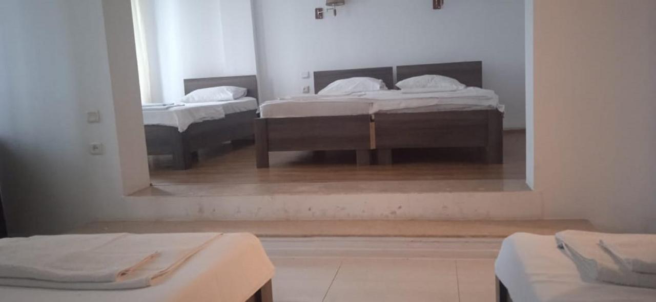 Iar Hotel Батуми Экстерьер фото