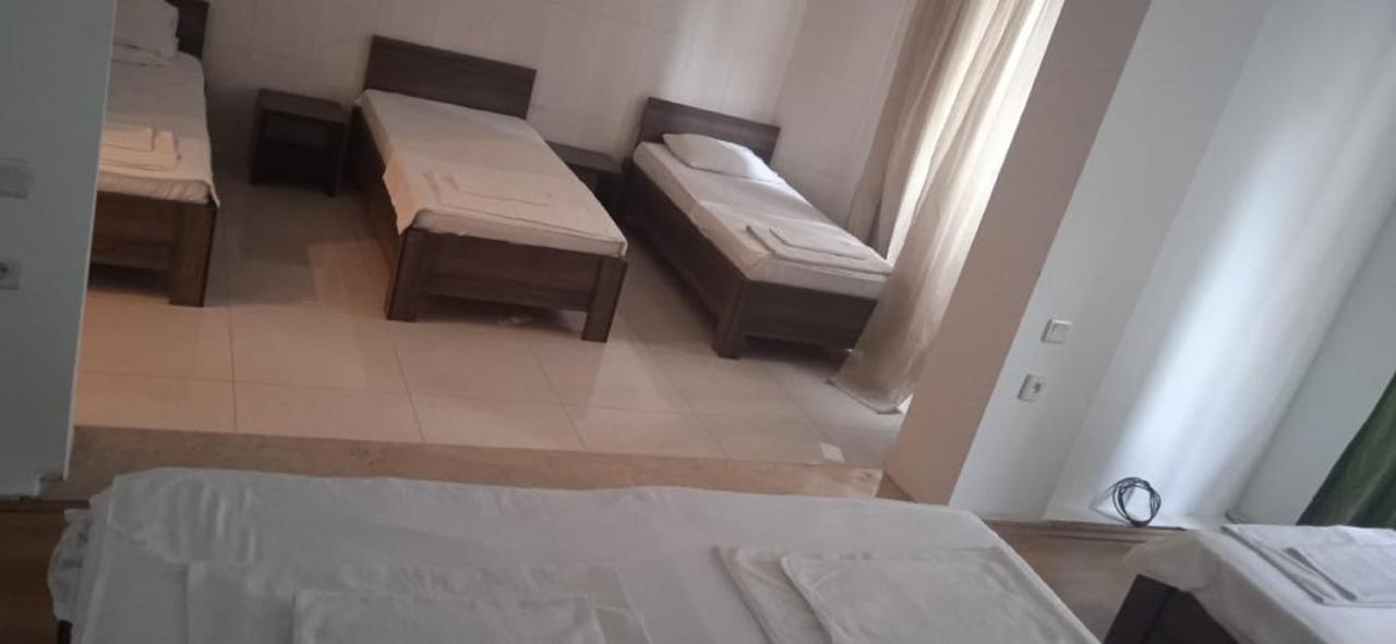 Iar Hotel Батуми Экстерьер фото