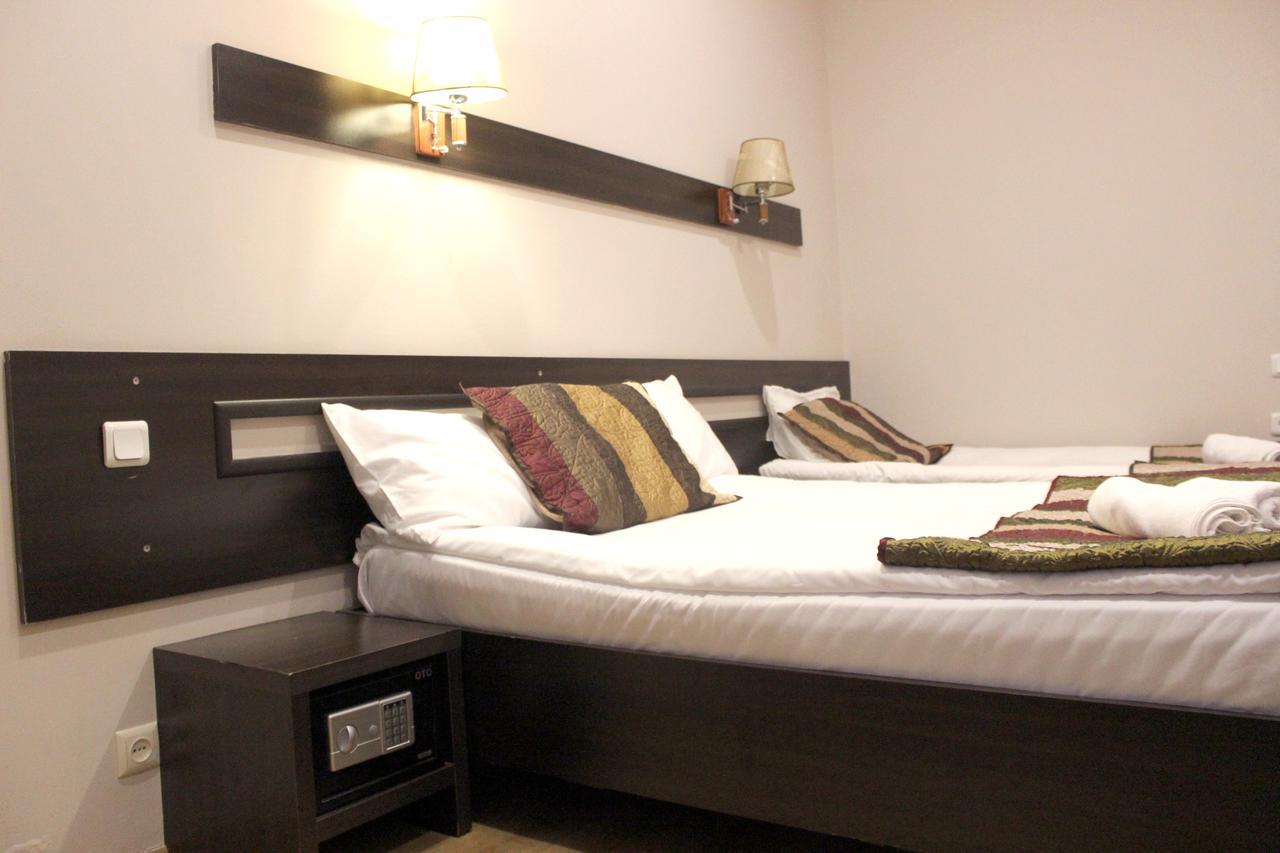 Iar Hotel Батуми Экстерьер фото