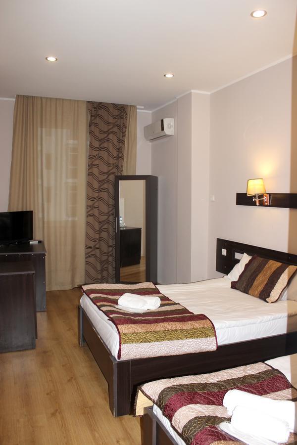 Iar Hotel Батуми Экстерьер фото